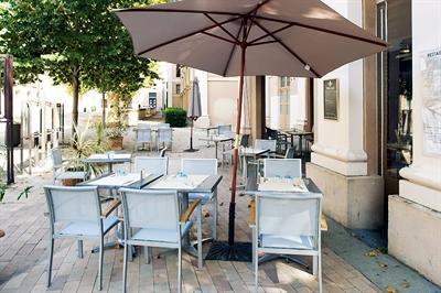 фото отеля Hotel du Soleil Aix en Provence - L'Atrium