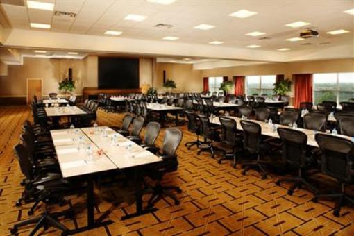 фото отеля Hamilton Park Hotel & Conference Center