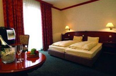 фото отеля BEST WESTERN Hotel Drei Koenigshof