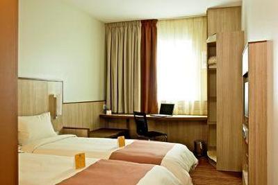 фото отеля Ibis Al Barsha