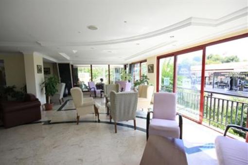 фото отеля Hera Beach Hotel