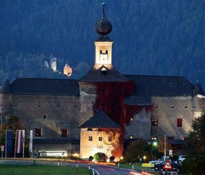 фото отеля Schloss Gabelhofen