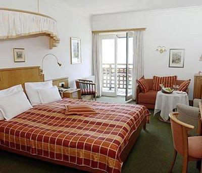 фото отеля Romantikhotel Im Weissen Roessl