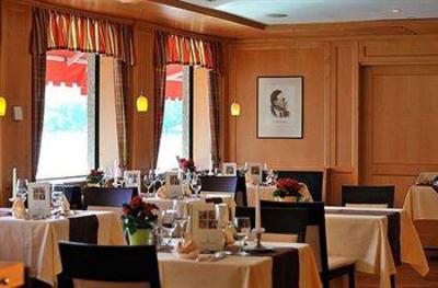 фото отеля Romantikhotel Im Weissen Roessl