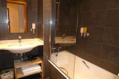 фото отеля Apartamentos San Marcial 28 San Sebastian