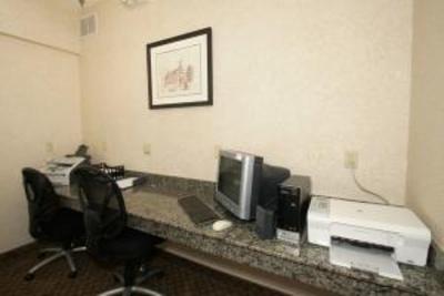 фото отеля BEST WESTERN Macomb Inn