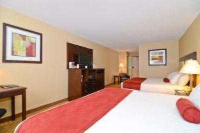 фото отеля BEST WESTERN Macomb Inn