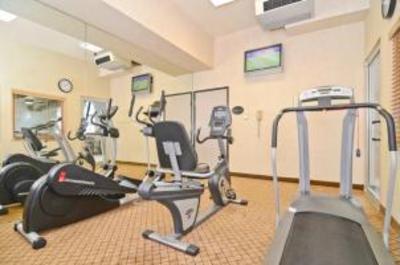 фото отеля BEST WESTERN Macomb Inn