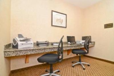 фото отеля BEST WESTERN Macomb Inn