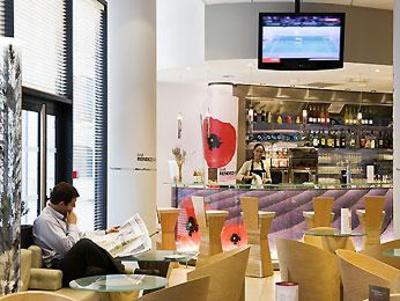 фото отеля Ibis Marseille Euromediterranee Hotel