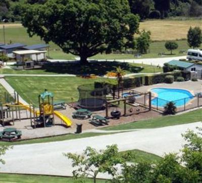 фото отеля Waitomo TOP 10 Holiday Park