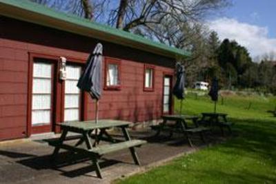 фото отеля Waitomo TOP 10 Holiday Park