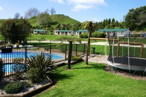 фото отеля Waitomo TOP 10 Holiday Park