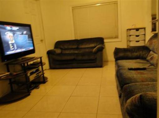 фото отеля Howard's Hostel-Hotel