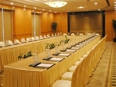 фото отеля Jin Jiang Hotel