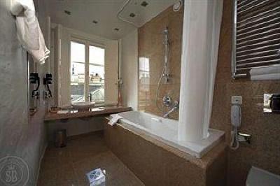 фото отеля Savoy Boutique Hotel