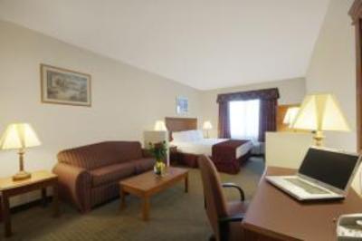 фото отеля BEST WESTERN Lake View Inn & Suites
