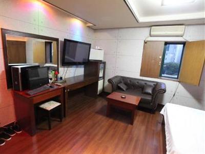 фото отеля S Hotel Suwon