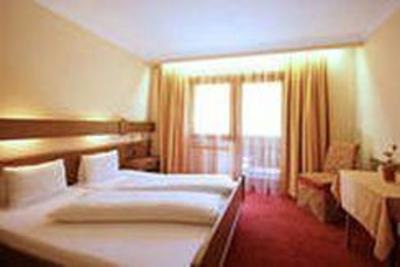 фото отеля Waldhof Hotel Oetz