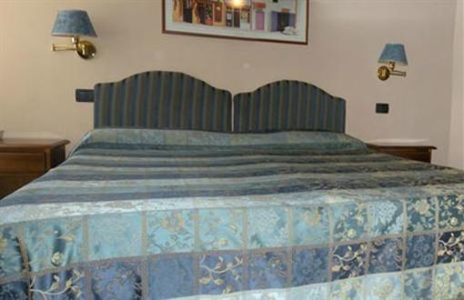 фото отеля Hotel Emilia Modena