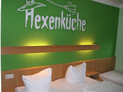 фото отеля Hotel Scharfes Eck Muhlacker