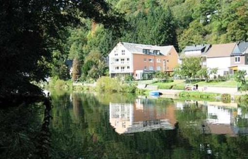 фото отеля Hotel Haus am Fluss Laurenburg