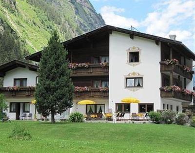 фото отеля Gletscher Landhaus Brunnenkogel Sankt Leonhard im Pitztal