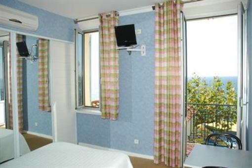 фото отеля Auberge Revestel
