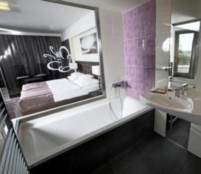 фото отеля Gunaras Resort Spa Hotel