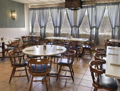 фото отеля Travelodge Memphis