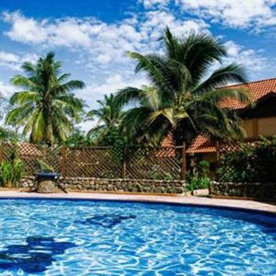 фото отеля Batu Burok Beach Resort