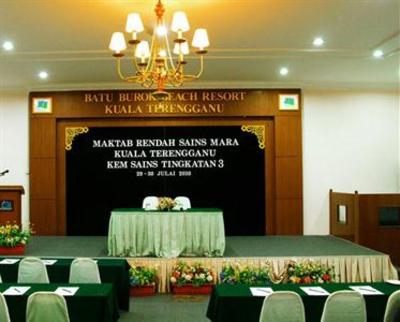 фото отеля Batu Burok Beach Resort