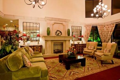 фото отеля Holiday Inn Santa Ana-Orange County Airport