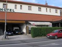Hotel & Restaurant Signal