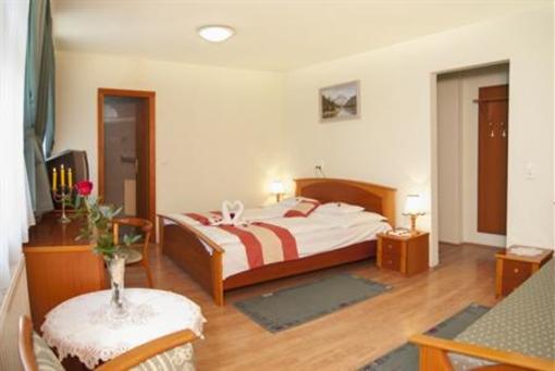 фото отеля Gosztola Gyongye Wellness Hotel
