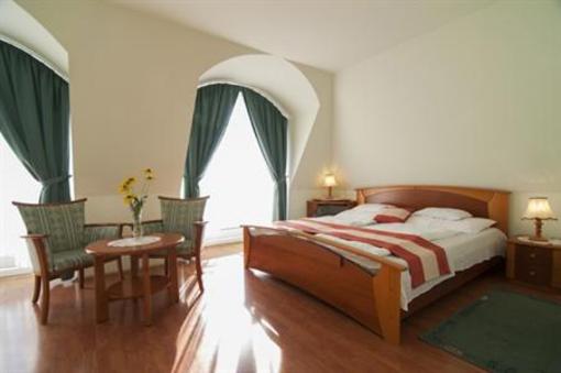 фото отеля Gosztola Gyongye Wellness Hotel