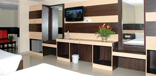 фото отеля MGR Regency Comfort Hotel