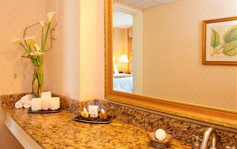 фото отеля The Churchill Hotel Washington D.C.