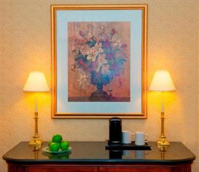 фото отеля The Churchill Hotel Washington D.C.