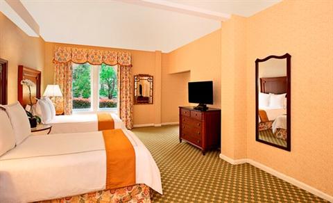 фото отеля The Churchill Hotel Washington D.C.