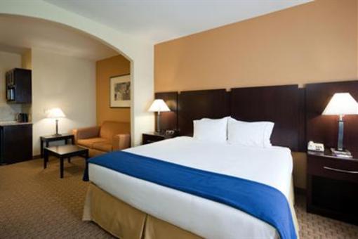фото отеля Holiday Inn Express Hotel & Suites Mexia