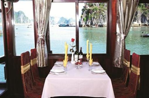 фото отеля Halong Dugong Sail
