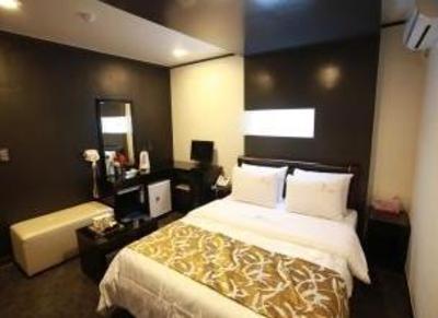 фото отеля Goodstay Lanuit Hotel