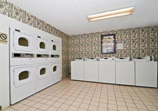 фото отеля Suburban Extended Stay Bartlett