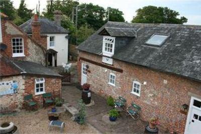 фото отеля Hunston Mill B&B and Self Catering Cottages