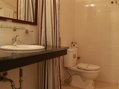 фото отеля A Dong Hotel Hanoi