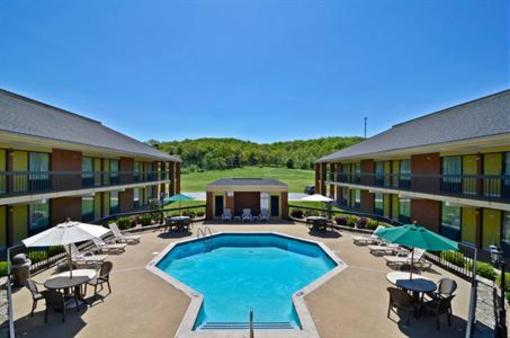 фото отеля BEST WESTERN Fayetteville Inn