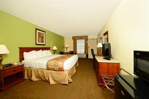 фото отеля BEST WESTERN Fayetteville Inn