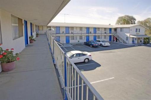 фото отеля Americas Best Value Inn/Beaumont