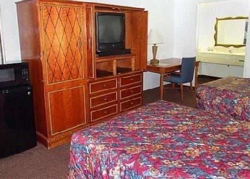 фото отеля Econo Lodge Inn & Suites Carbondale (Illinois)